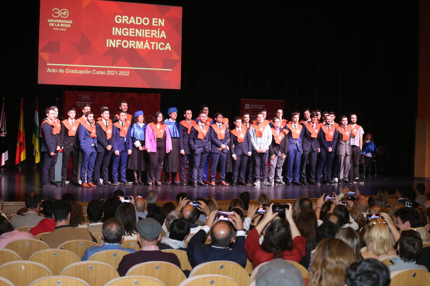 Fotos: Acto de Graduación de la Facultad de Ciencia y Tecnología de la Universidad de La Rioja