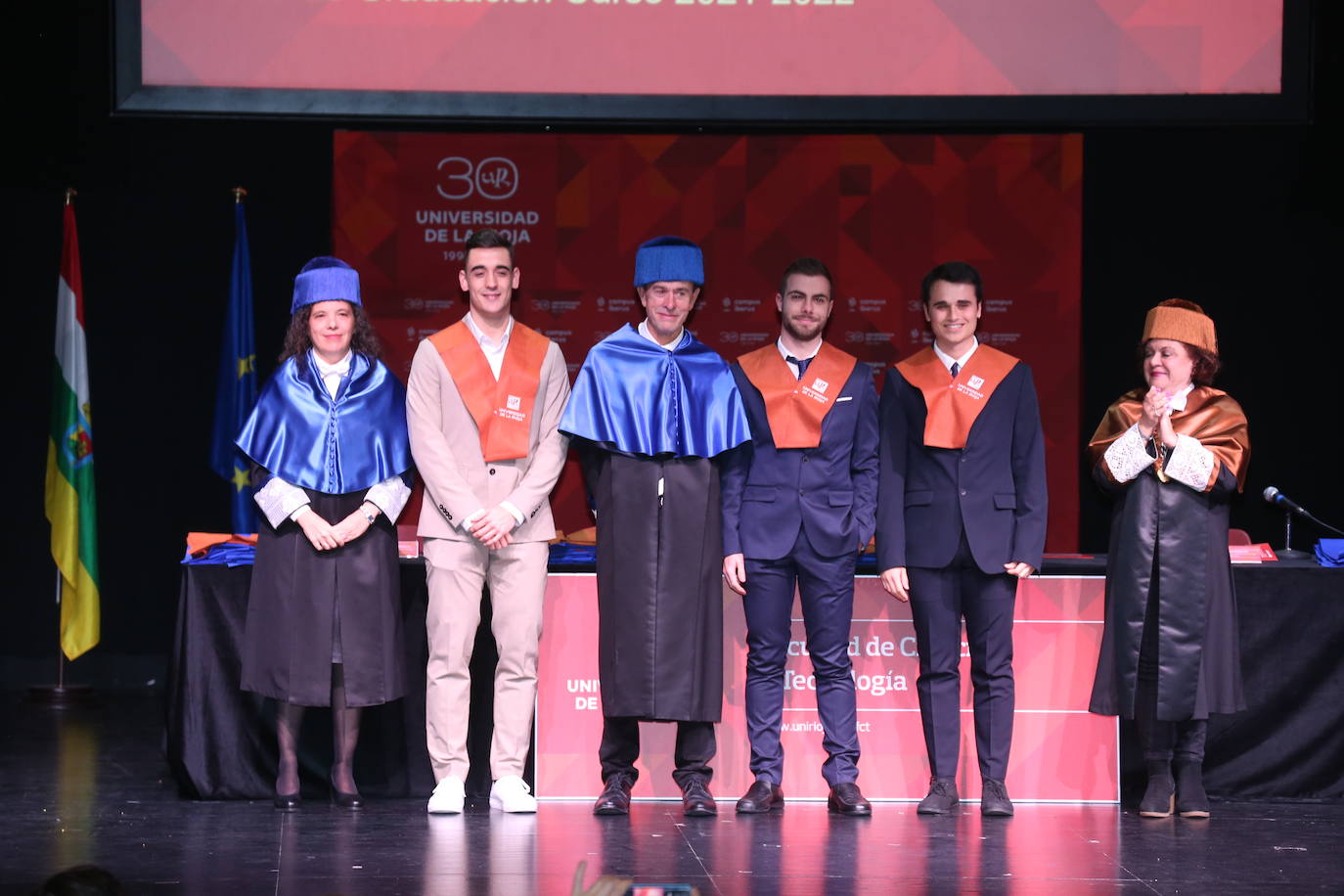 Fotos: Acto de Graduación de la Facultad de Ciencia y Tecnología de la Universidad de La Rioja