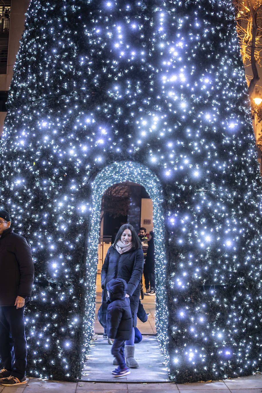 Fotos: Logroño enciende su iluminación navideña