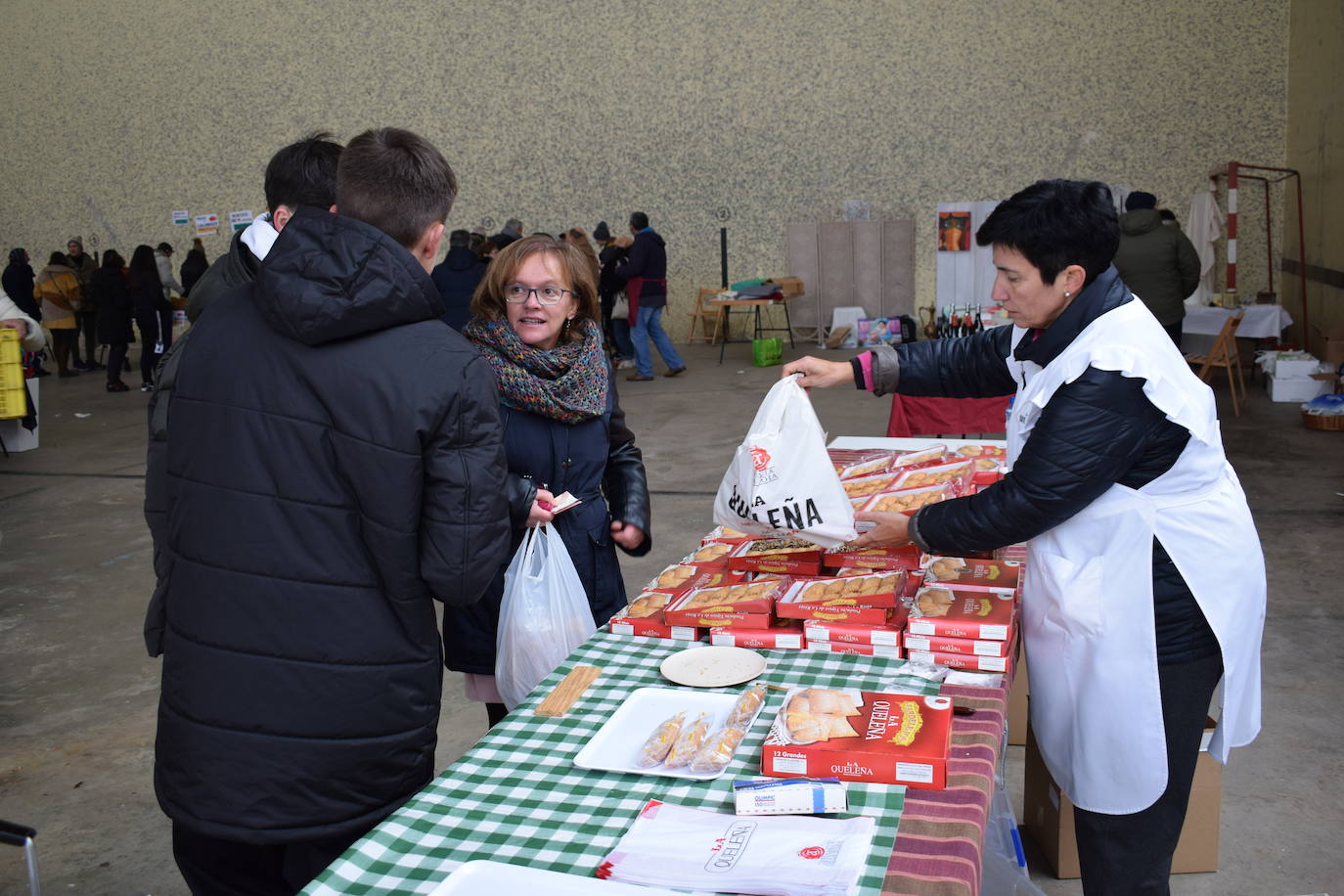 Fotos: Jornada de mercado y visitas al belén, en Sorzano