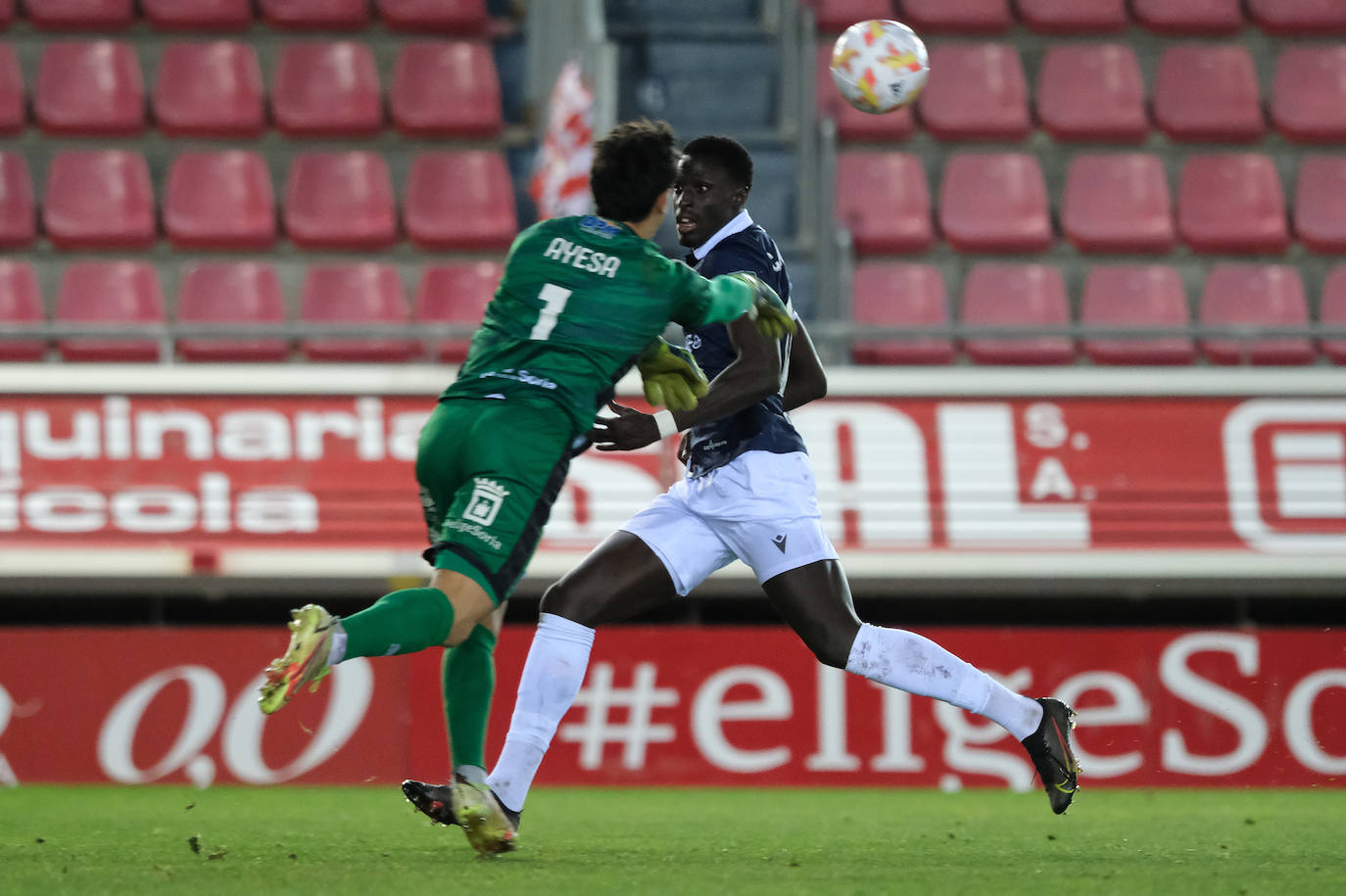Fotos: El partido de la UD Logroñés frente al Numancia en Los Pajaritos