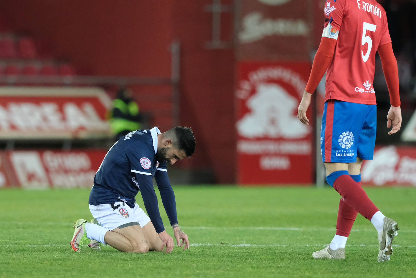 Fotos: El partido de la UD Logroñés frente al Numancia en Los Pajaritos