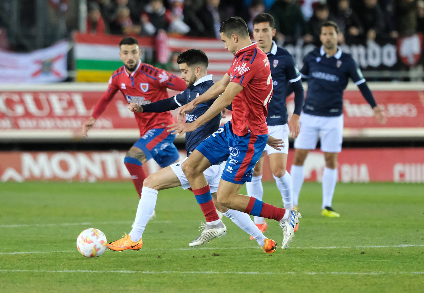 Fotos: El partido de la UD Logroñés frente al Numancia en Los Pajaritos