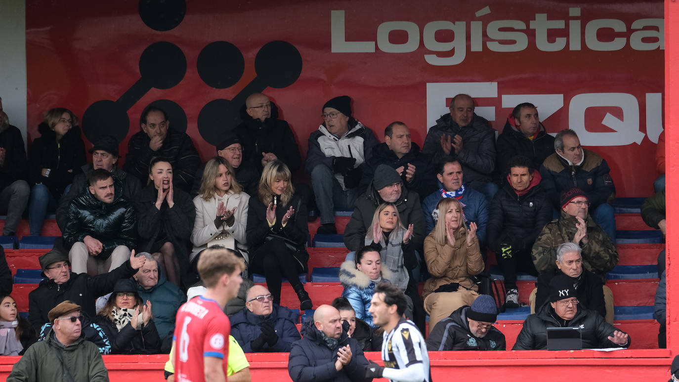 Fotos: El Calahorra empata con el Castellón