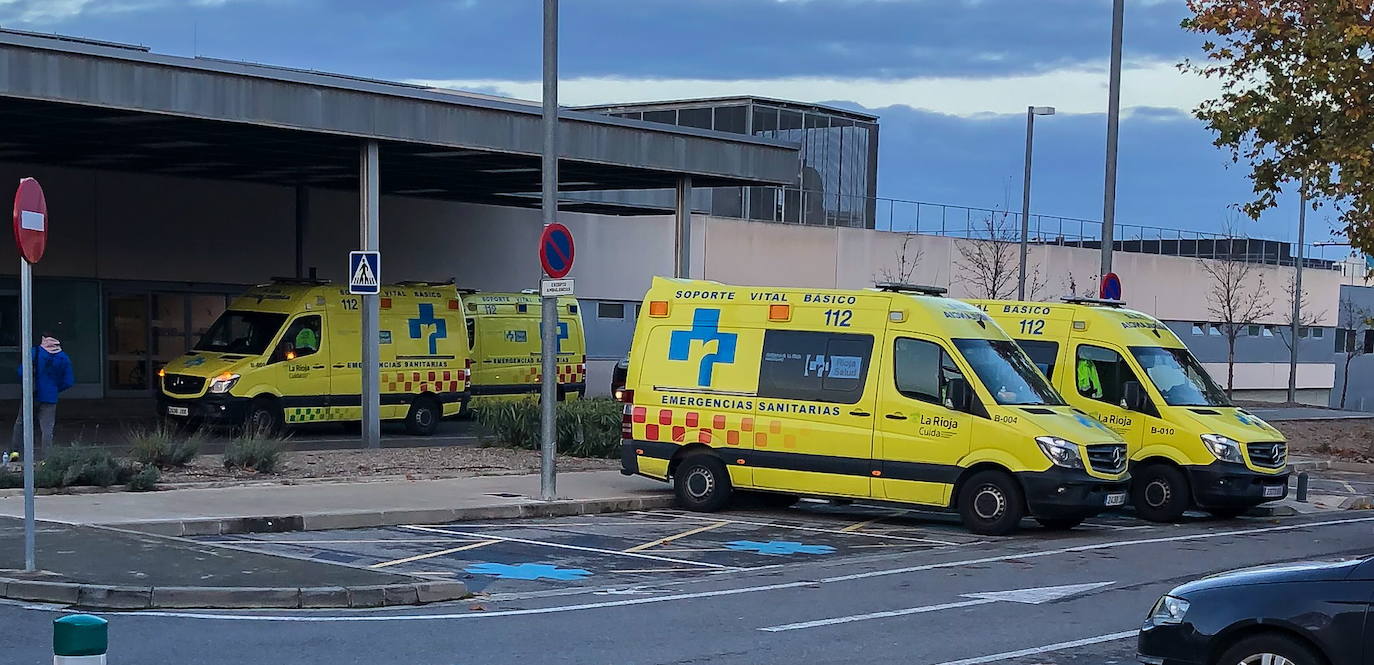 Entrada al servicio de Urgencias del San Pedro. 