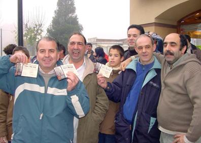 Imagen secundaria 1 - La alegría se desbocó por todos los rincones de Calahorra. 