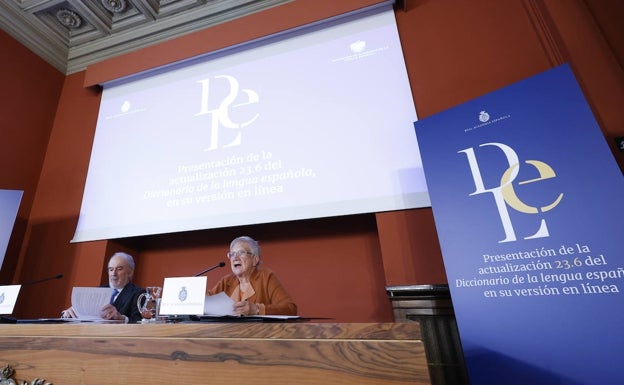 Muñoz Machado y Battaner en la presentación de DLE en la RAE. 