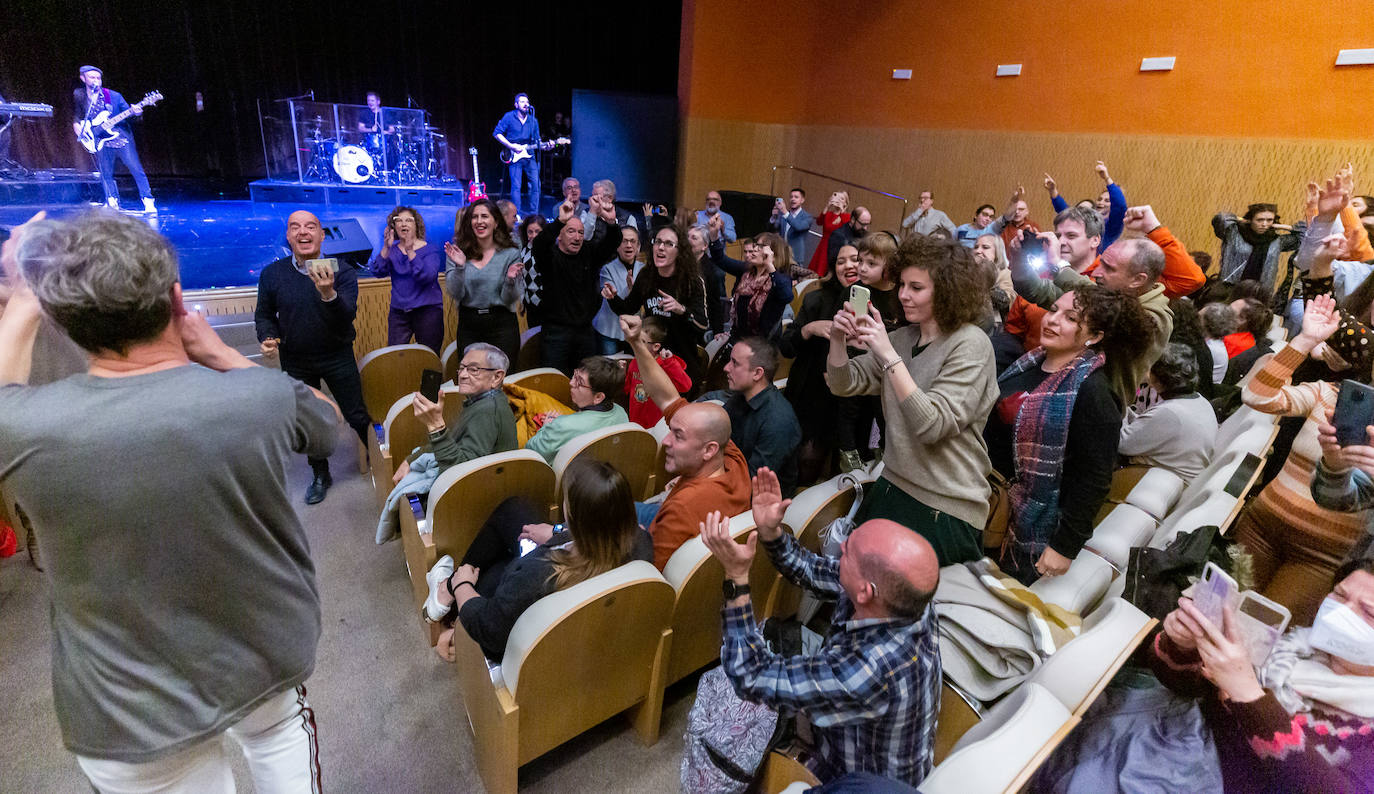 Fotos: Éxito del concierto de Danza Invisible, Tam Tam Go y Denorte