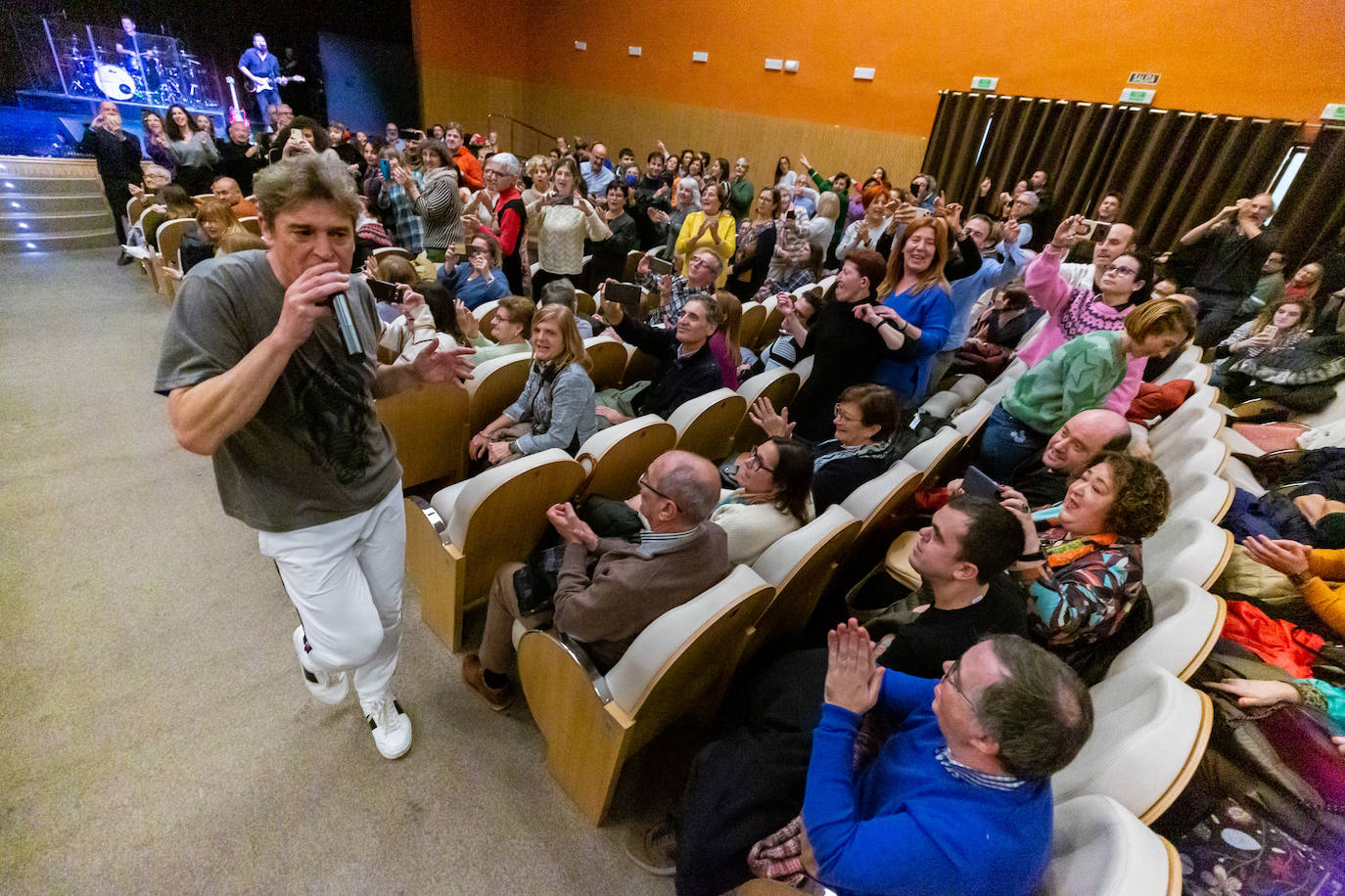 Fotos: Éxito del concierto de Danza Invisible, Tam Tam Go y Denorte