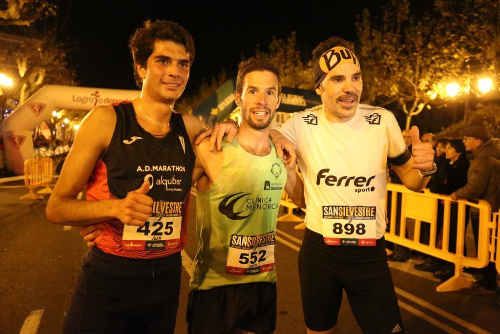 Fotos: David Martínez se impone de nuevo en la San Silvestre de Logroño