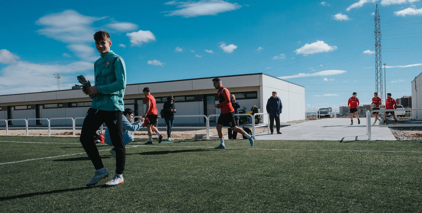 Primeros pases en la nueva ciudad deportiva de la UDL