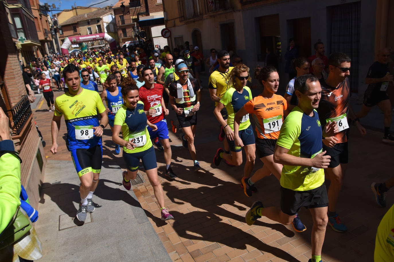 Pérez e Izal ganan en Aldeanueva