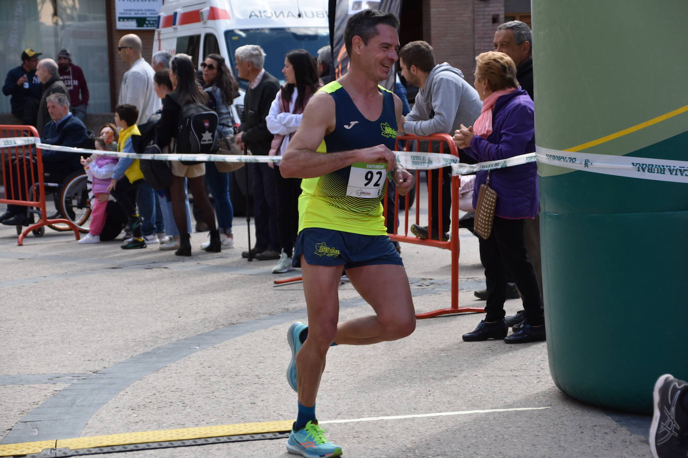 Pérez e Izal ganan en Aldeanueva