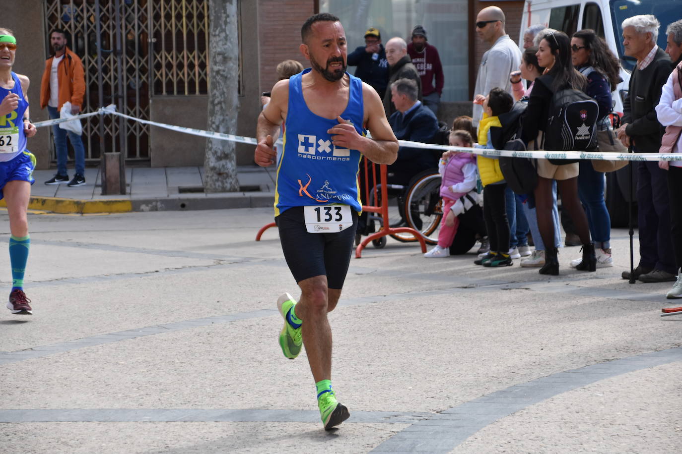 Pérez e Izal ganan en Aldeanueva