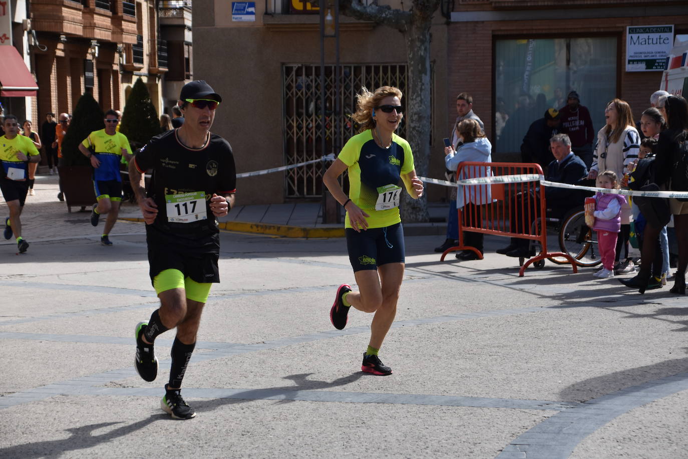 Pérez e Izal ganan en Aldeanueva