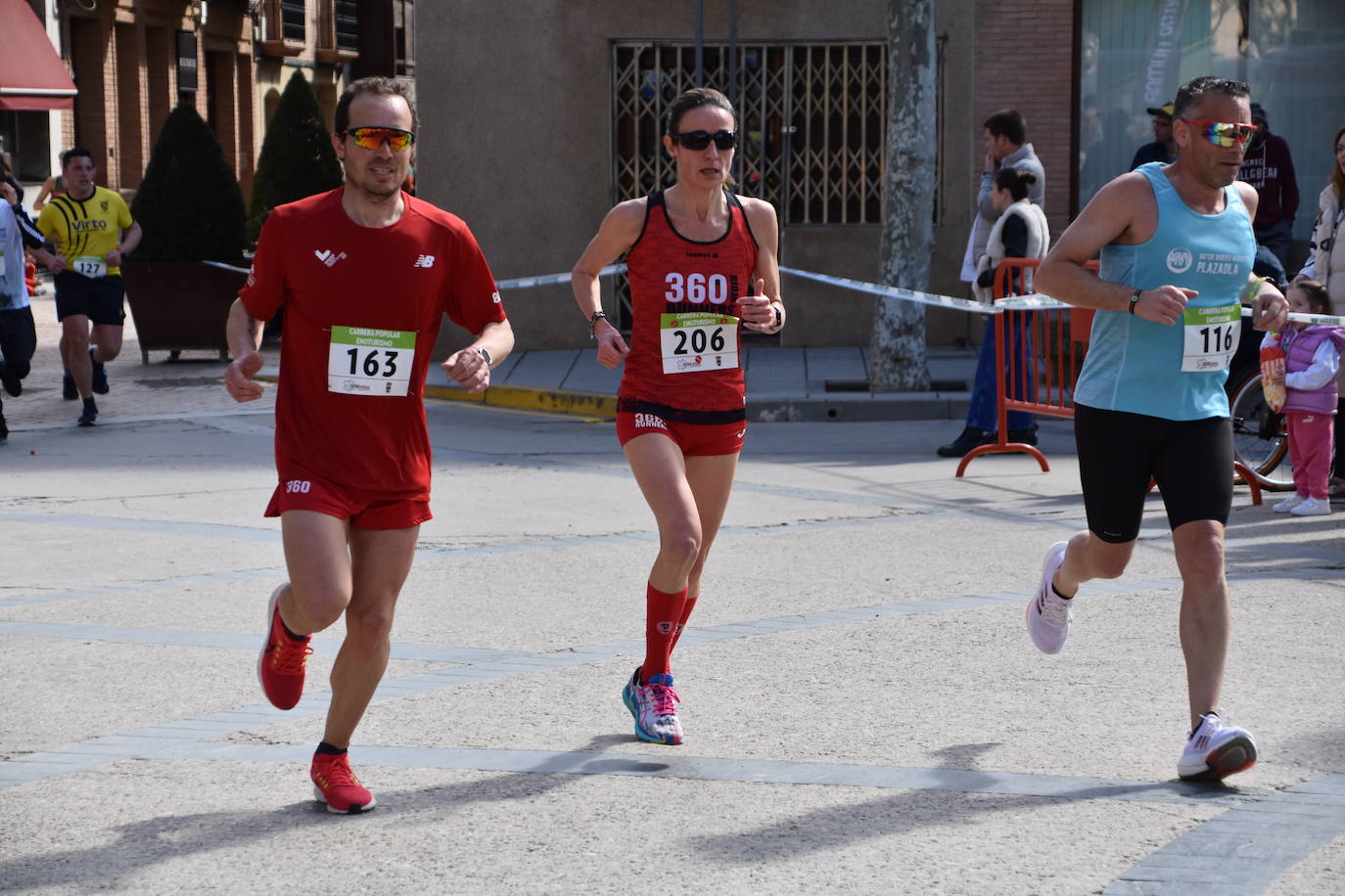 Pérez e Izal ganan en Aldeanueva