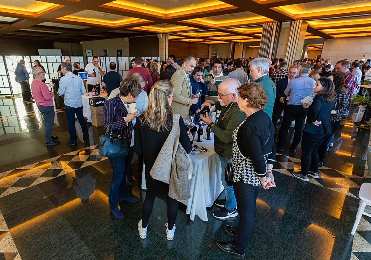 Magnífico ambiente en los salones del restaurante Delicatto de Logroño.