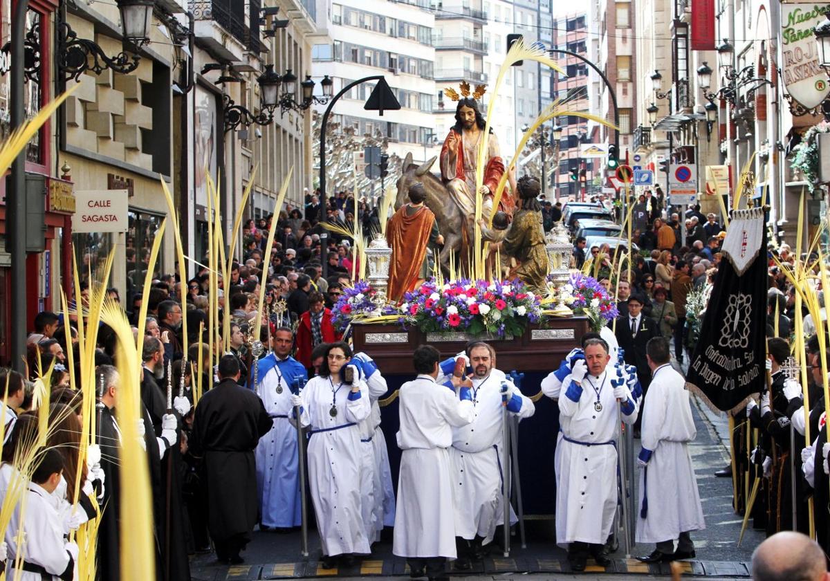 Procesión del Domingo de Ramos en Logroño.