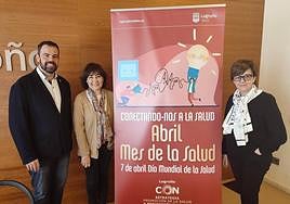 Iván Reinares, Pilar Oca y Carmen Tamayo durante la presentación de 'Conectando-nos a la Salud'.