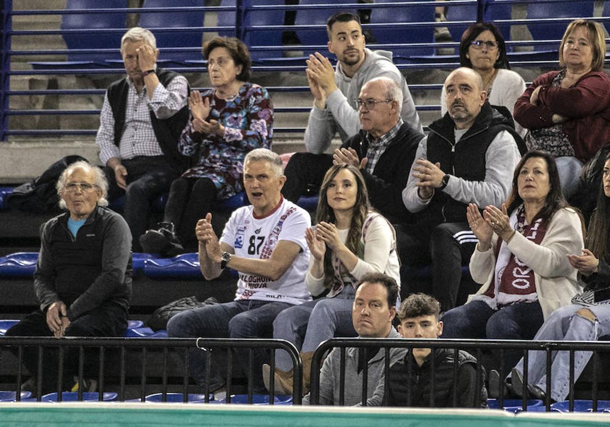 El Logroño continúa en la lucha por Europa tras ganar al Cangas