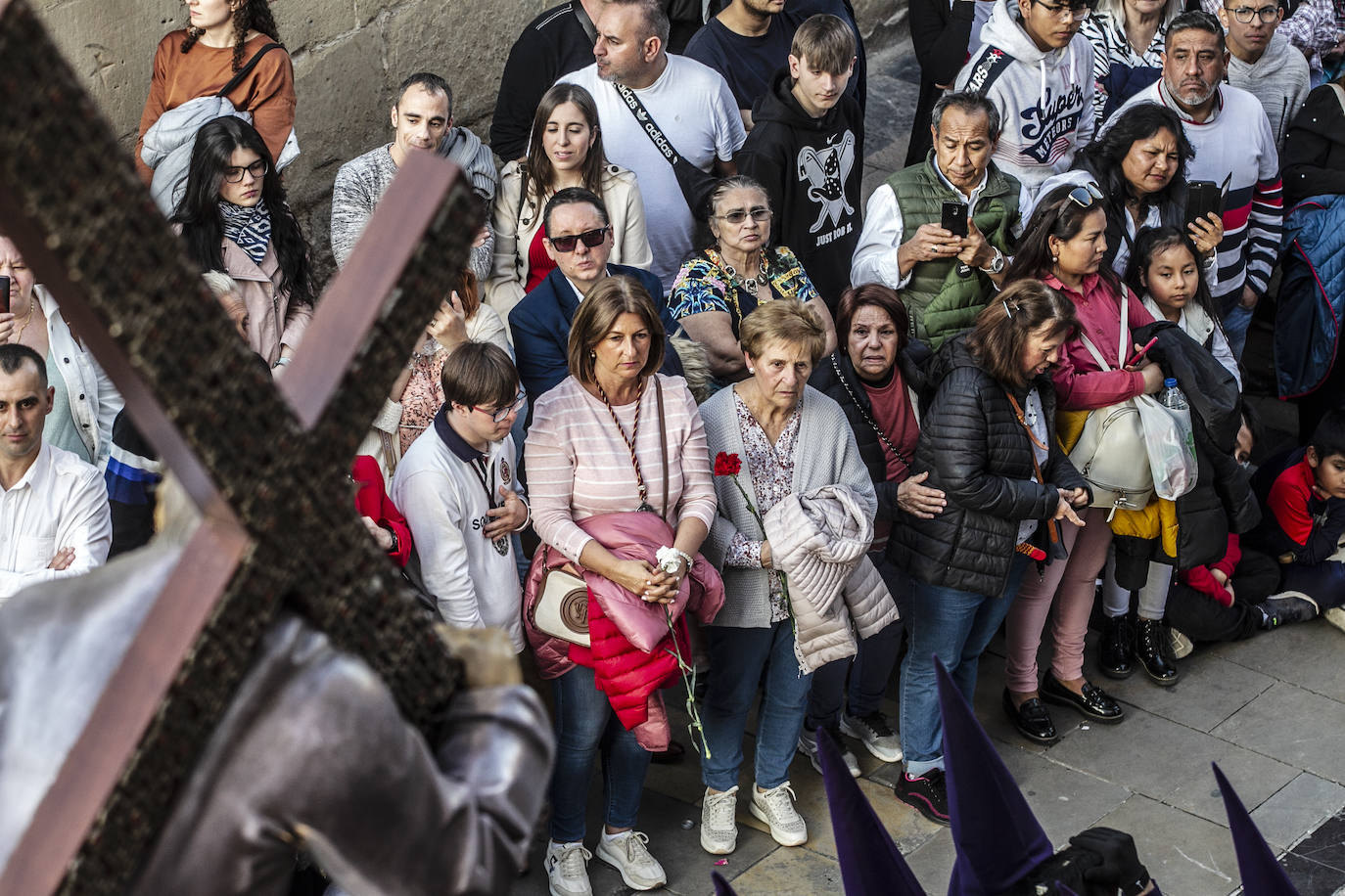 La procesión del Santo Entierro llena Logroño