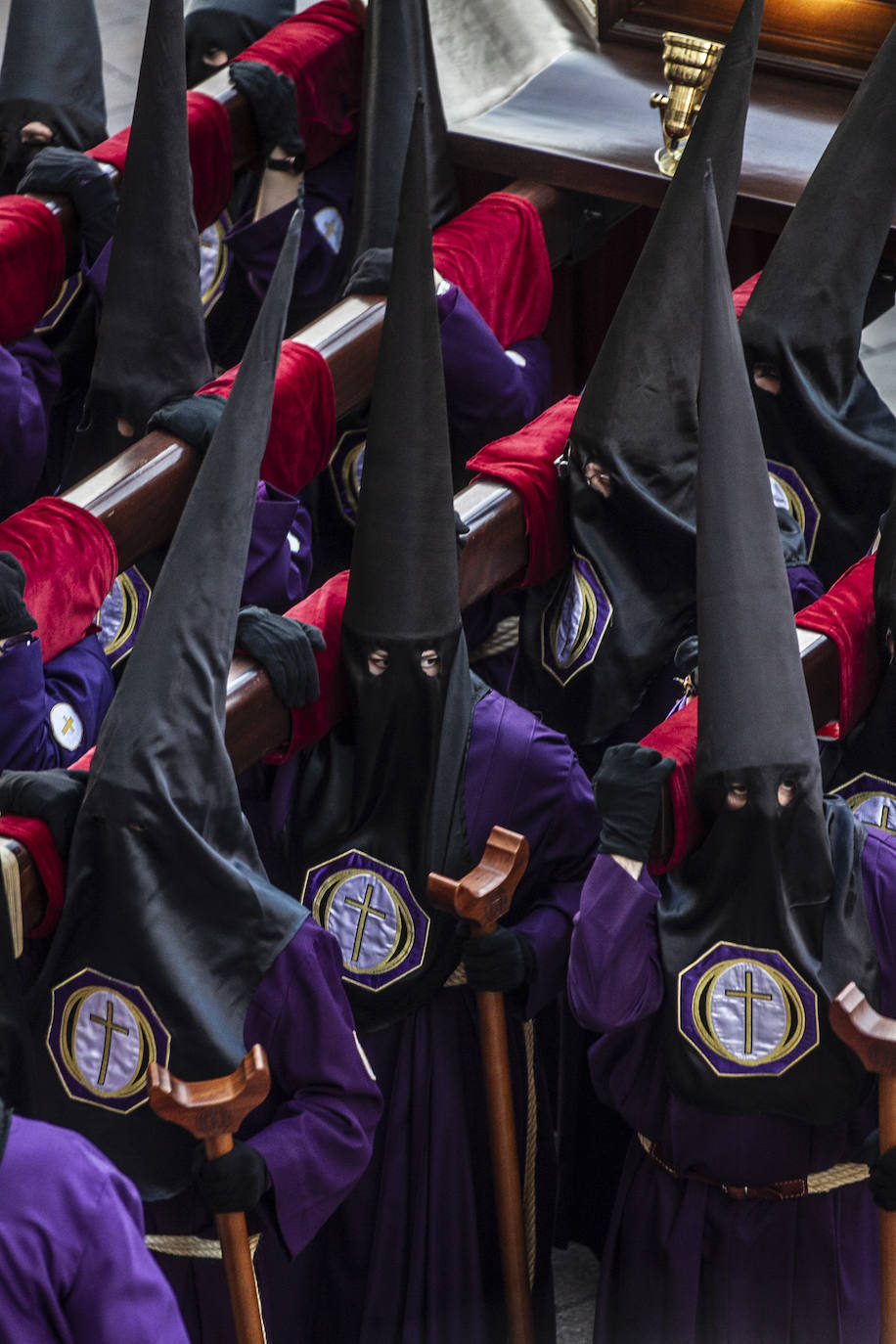 La procesión del Santo Entierro llena Logroño