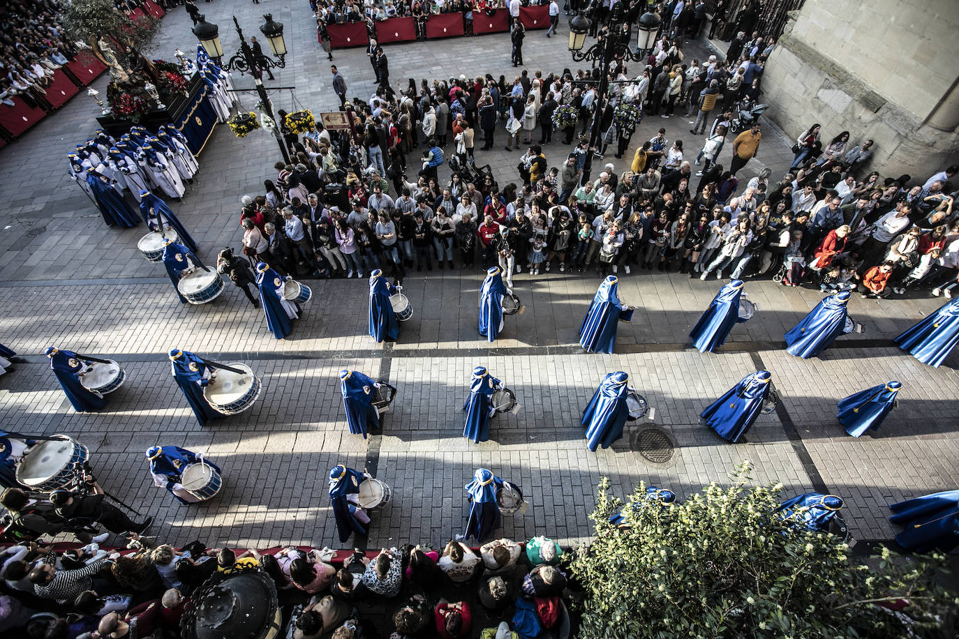La procesión del Santo Entierro llena Logroño