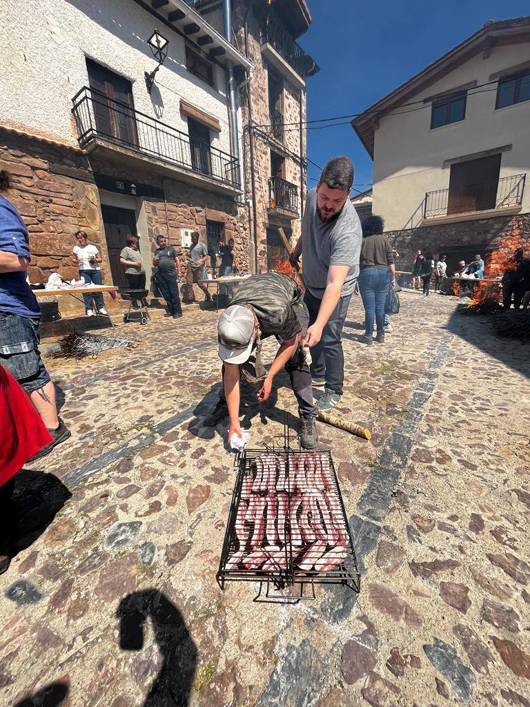 Al olor de la panceta en El Rasillo