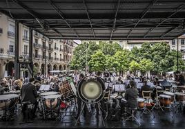 Concierto celebrado dentro del Rioja Festival 2022 en la Plaza del Mercado.