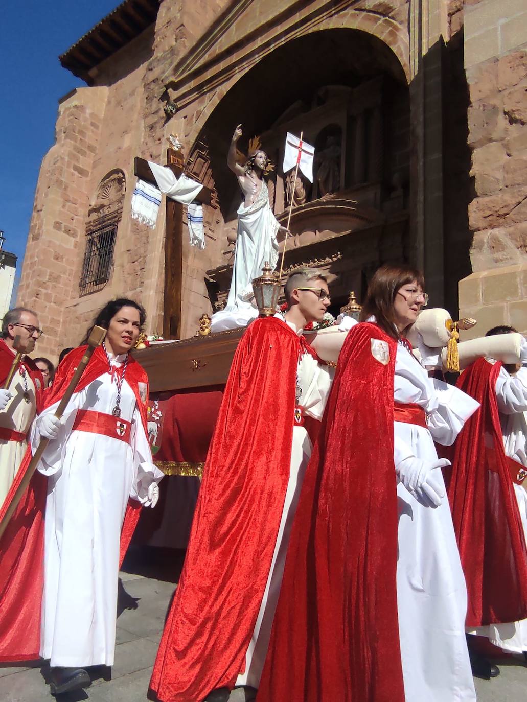 Vía Lucis de Arnedo, la procesión del Resucitado