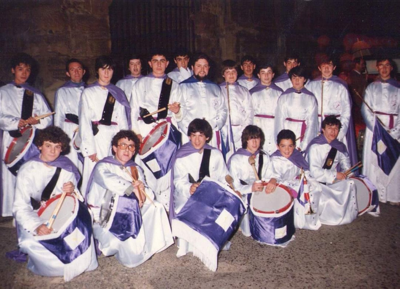 La banda de cornetas y tambores de Haro, en el año 1983.