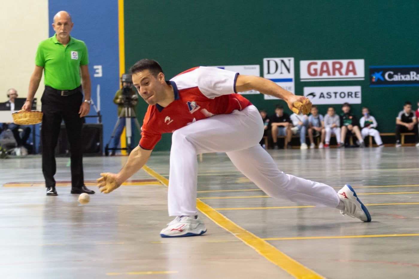Darío sufre, pero logra un triunfo de enorme valor