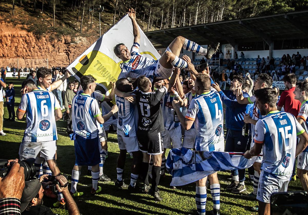 El ascenso del Náxara, en imágenes