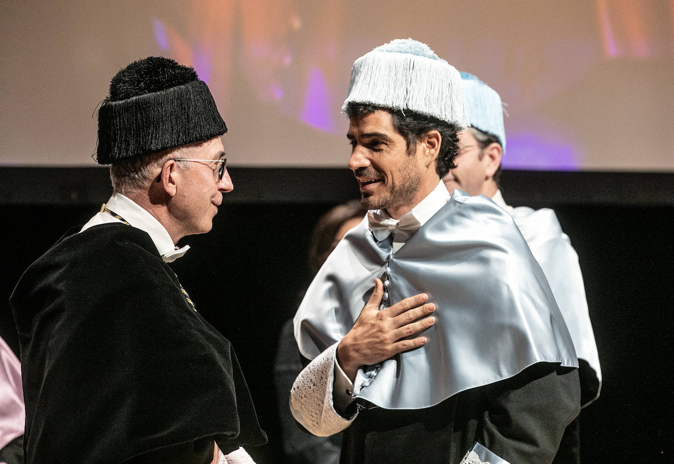Pablo Sáinz-Villegas, investido Doctor Honoris Causa de la UR