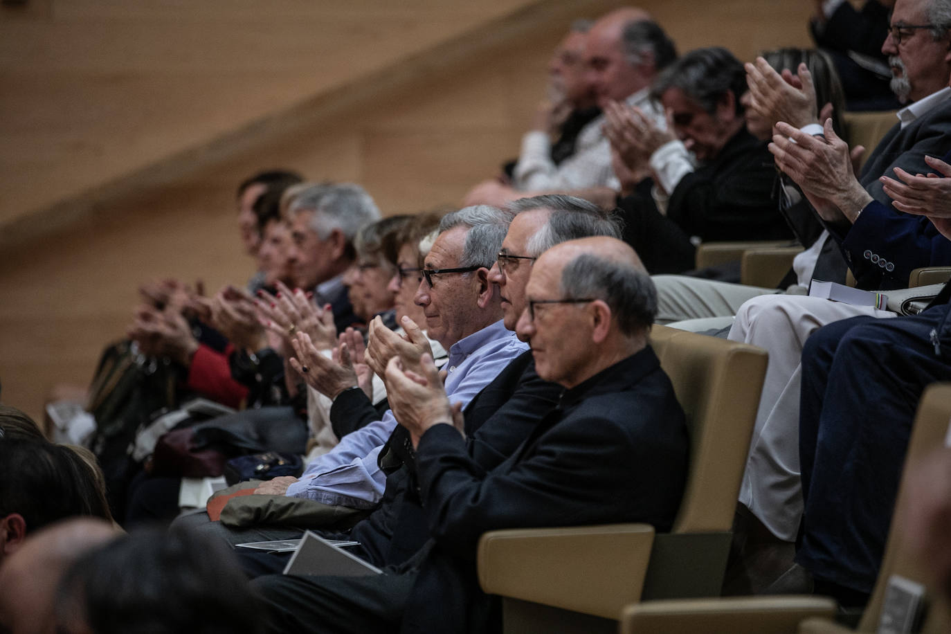 Pablo Sáinz-Villegas, investido Doctor Honoris Causa de la UR