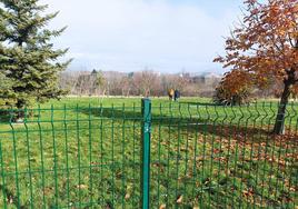 Zona de esparcimiento canino en el parque de La Concordia.