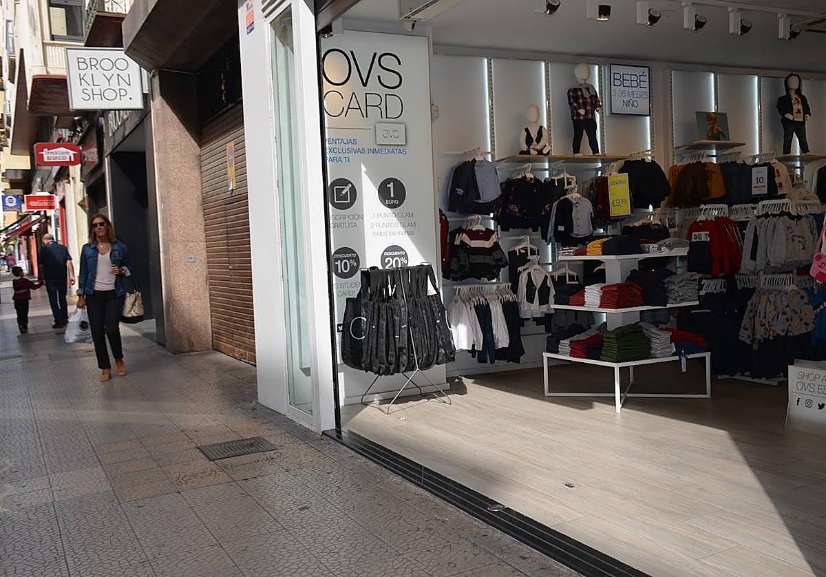 Comercio, en la calle Bebricio de Calahorra