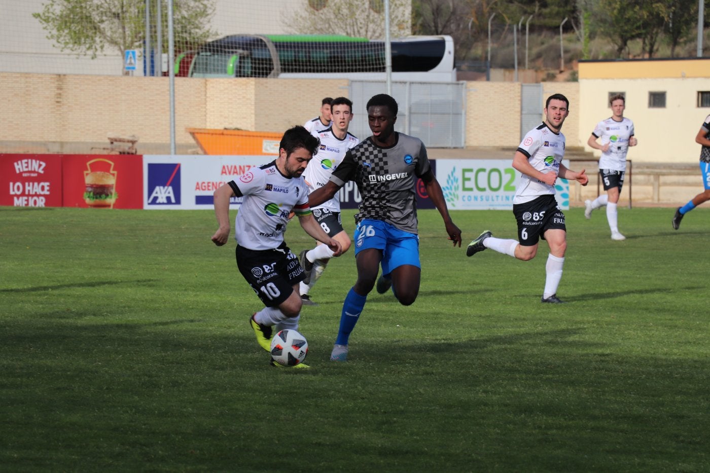 Lacruz, en un lance en el último partido en casa ante el Alavés B.