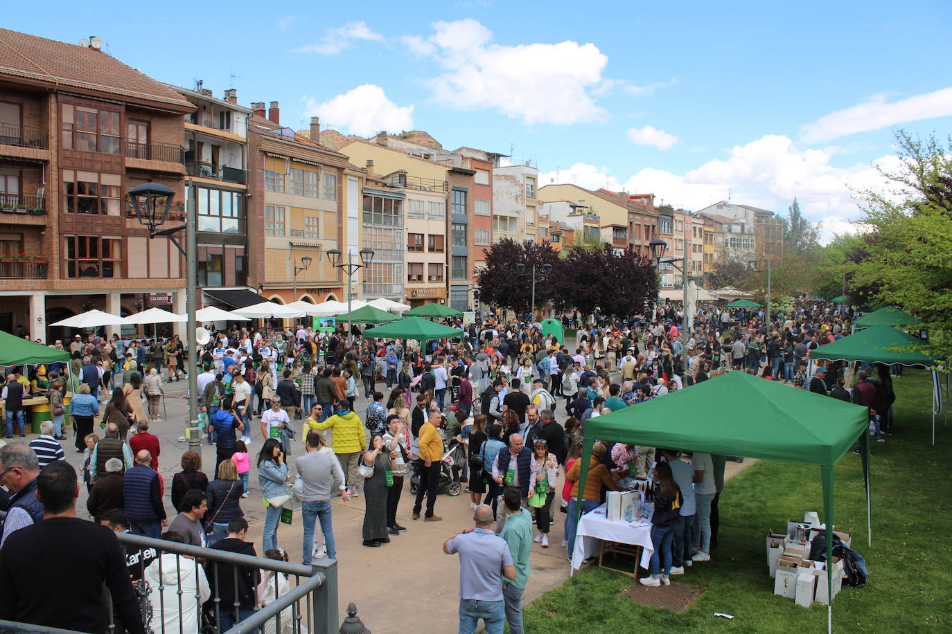 La Peña Juventud celebra el IX Escaparate del Rioja en Nájera