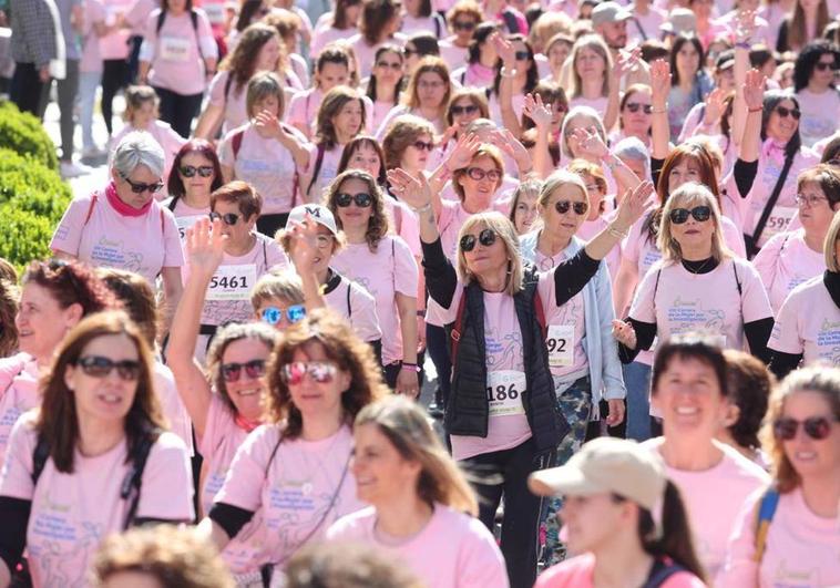 Búscate en las galerías de imágenes de la Carrera de la Mujer de Logroño