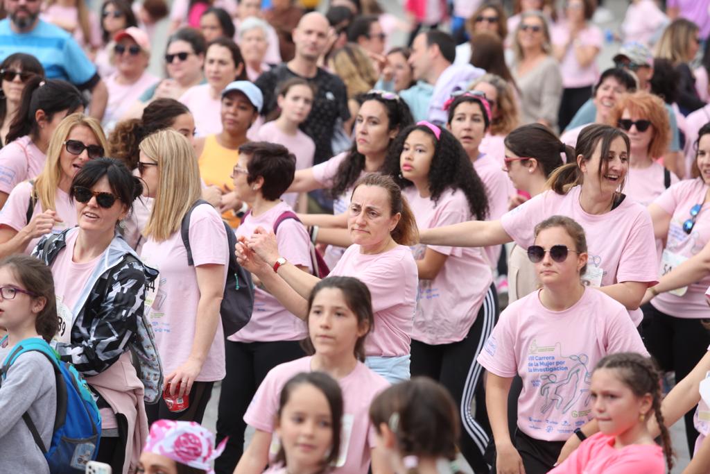 Clase de zumba tras la Carrera de la Mujer de Logroño