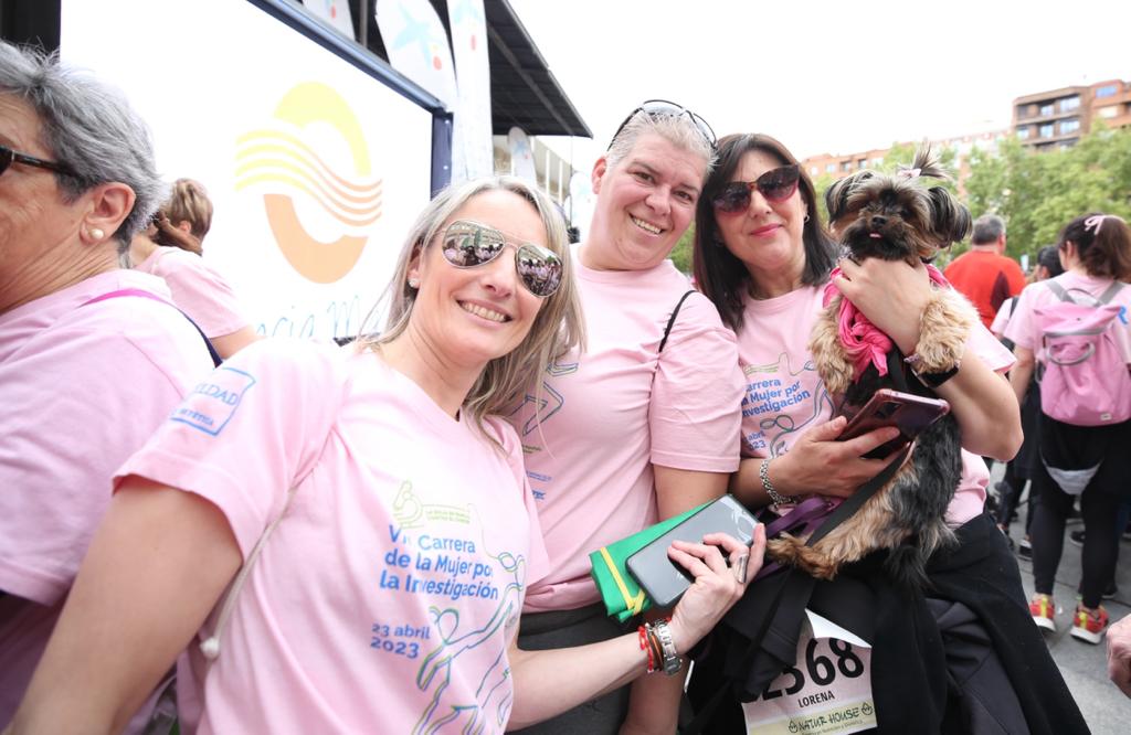 Clase de zumba tras la Carrera de la Mujer de Logroño