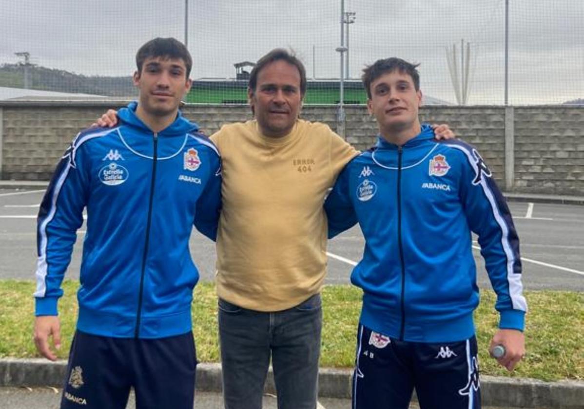 Martín Ochoa y Mario Nájera, junto al padre del primero de ellos.