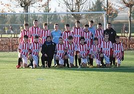 Formación infantil de la Unión Deportiva Logroñés que ha ganado la liga.