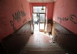 Avenida de Navarra, 16, donde se cometió la violación grupal.