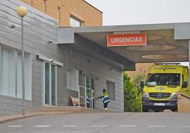 Entrada del servicio de Urgencias del Hospital de Calahorra.