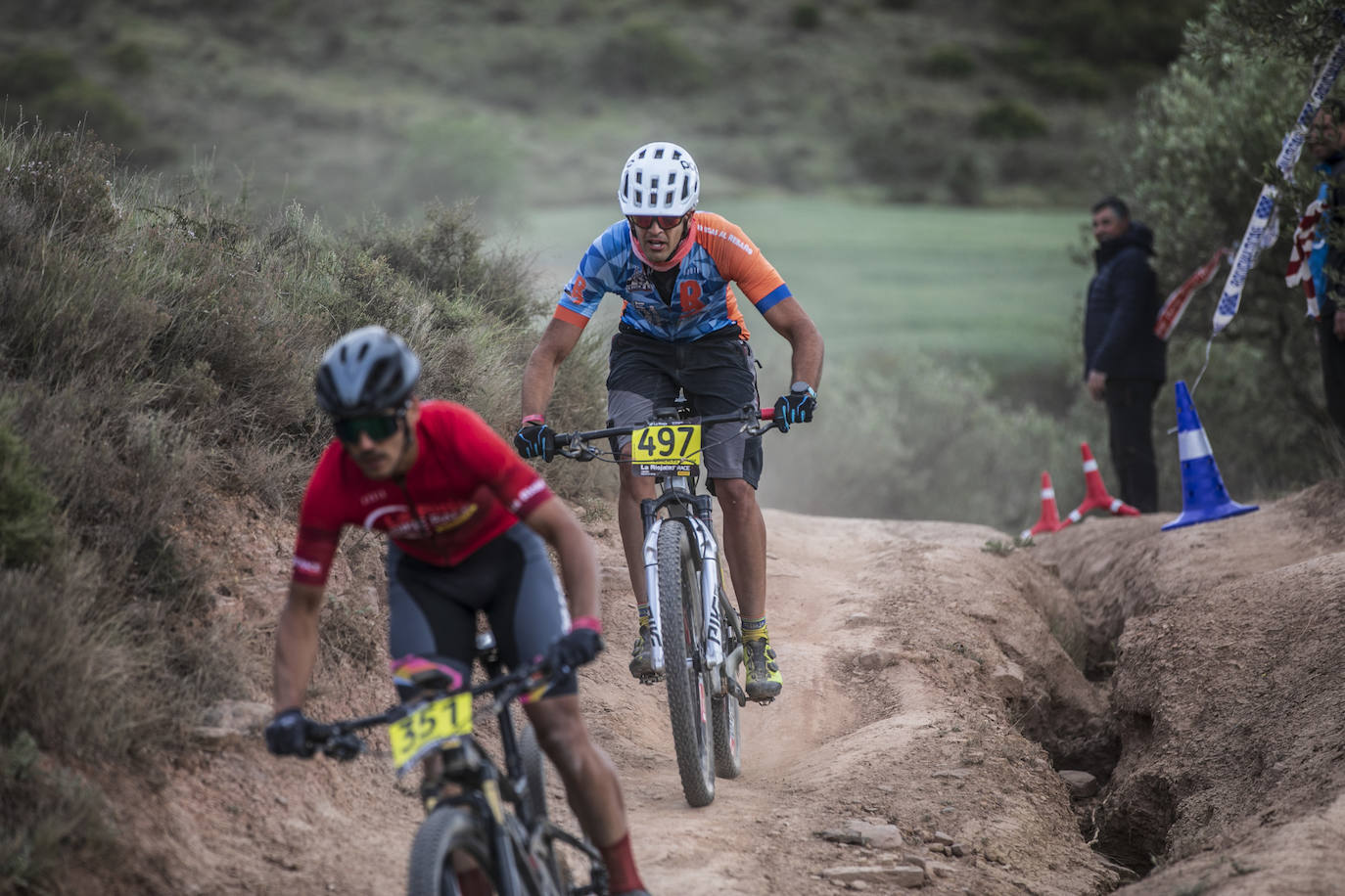 La primera etapa de La Rioja Bike Race, en imágenes