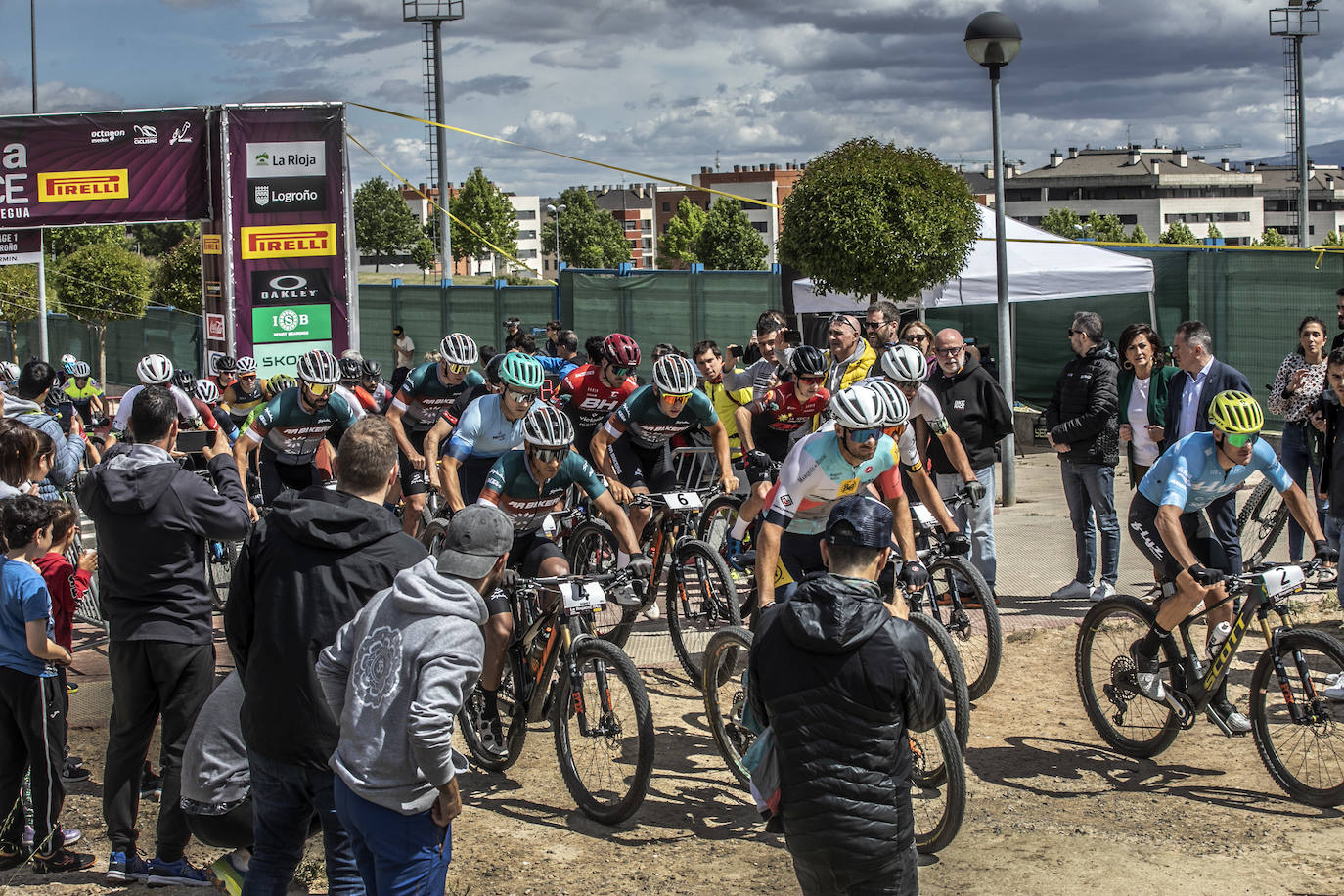 La primera etapa de La Rioja Bike Race, en imágenes