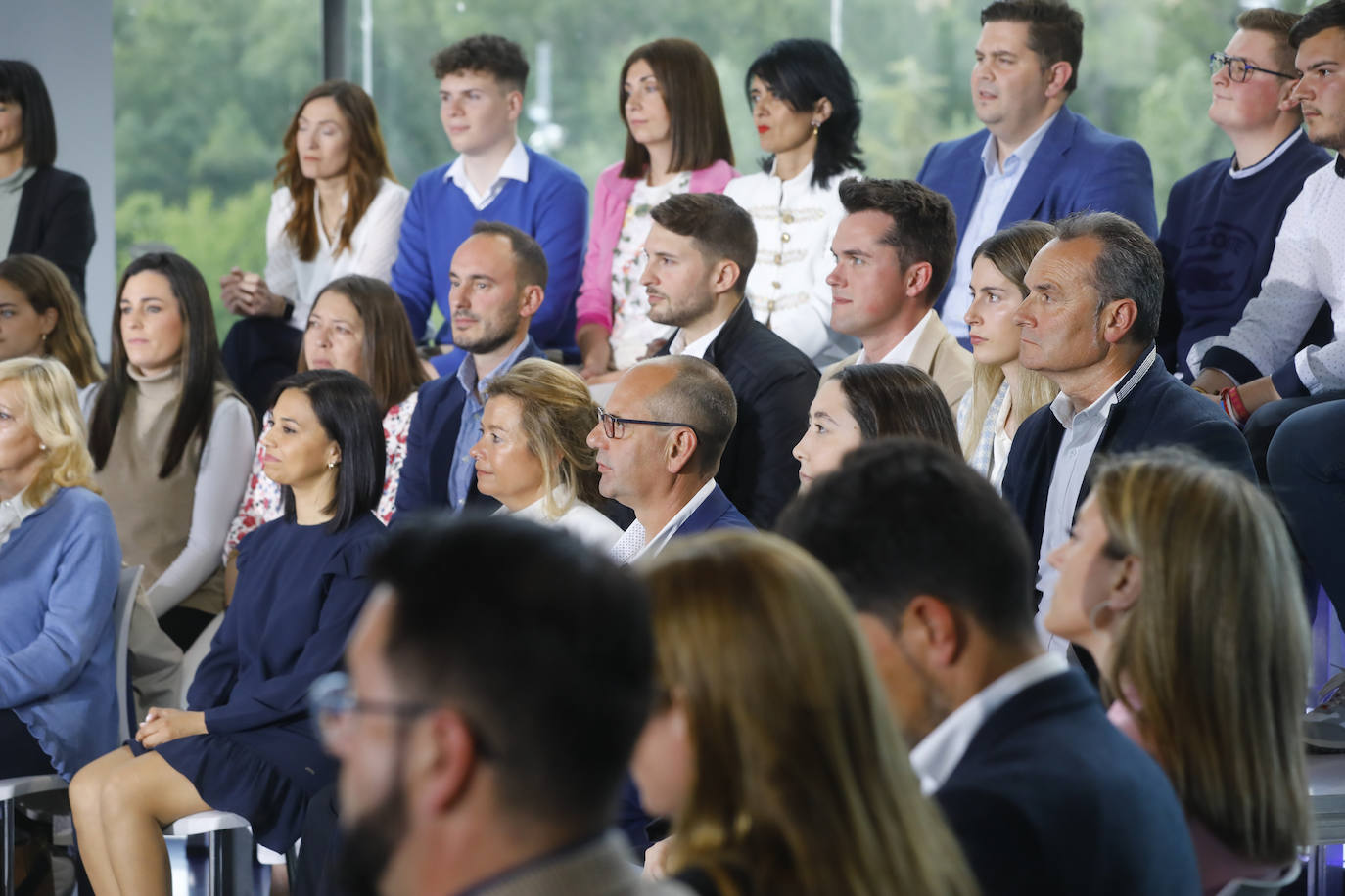 Mitin de Feijóo en Riojafórum