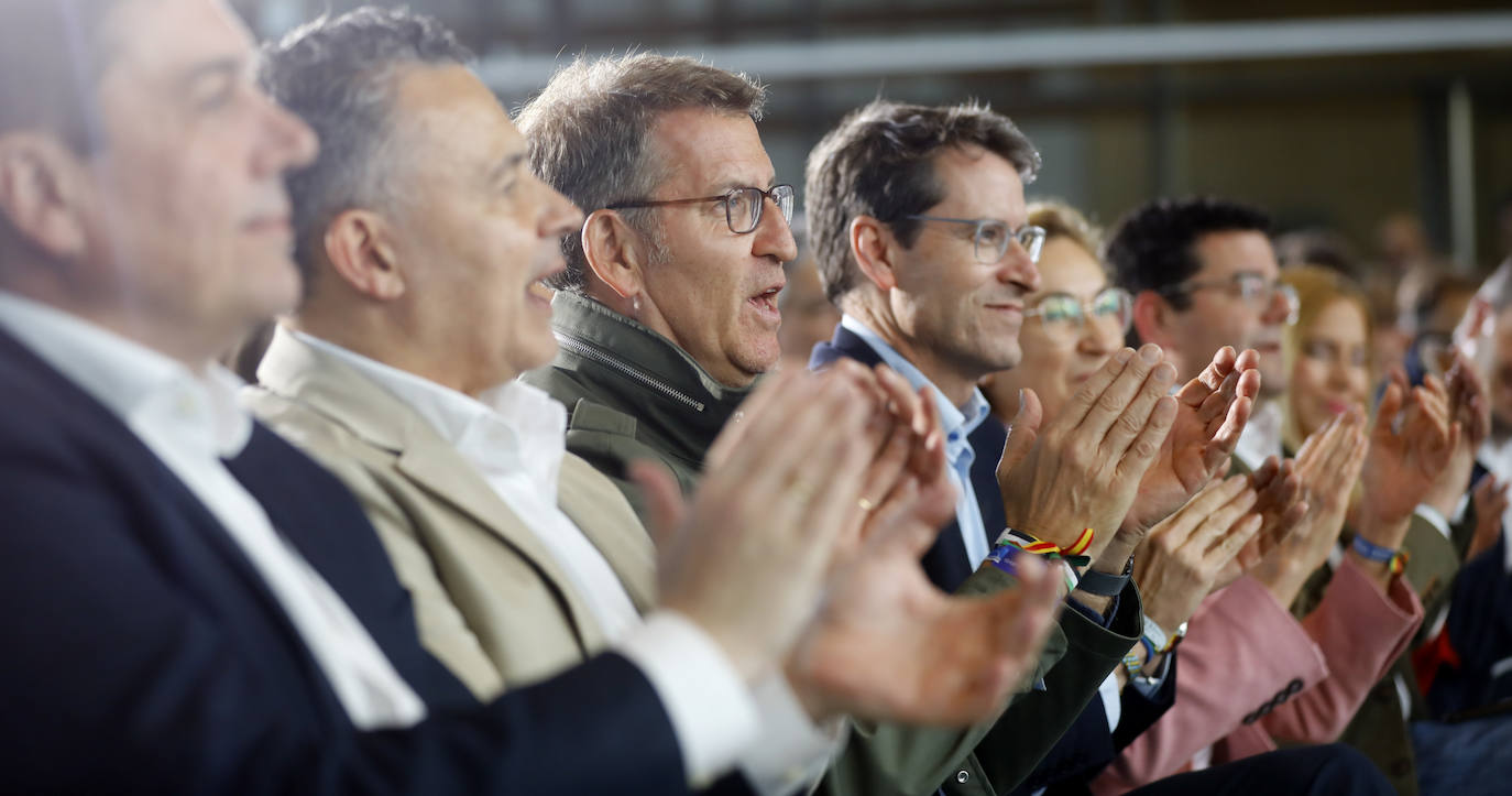 Mitin de Feijóo en Riojafórum